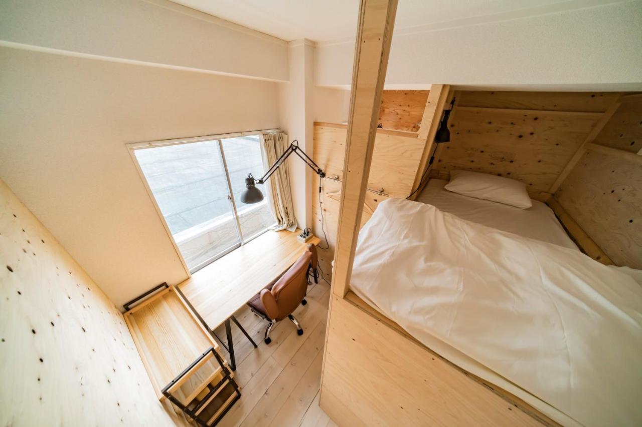 Artbar & Guesthouse Ennova Atami  Exteriör bild
